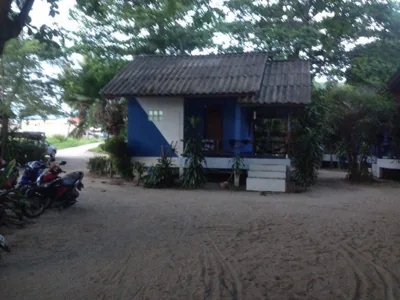 Habitación Triple con vistas al jardín — Two Rocks Bungalows